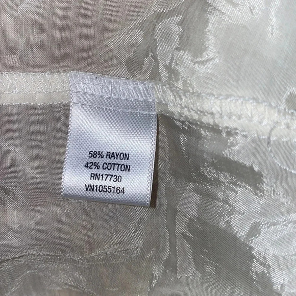 Merona a sheer silky ruffle VNeck muscle sleeveless blouse Sz XL - Picture 5 of 9